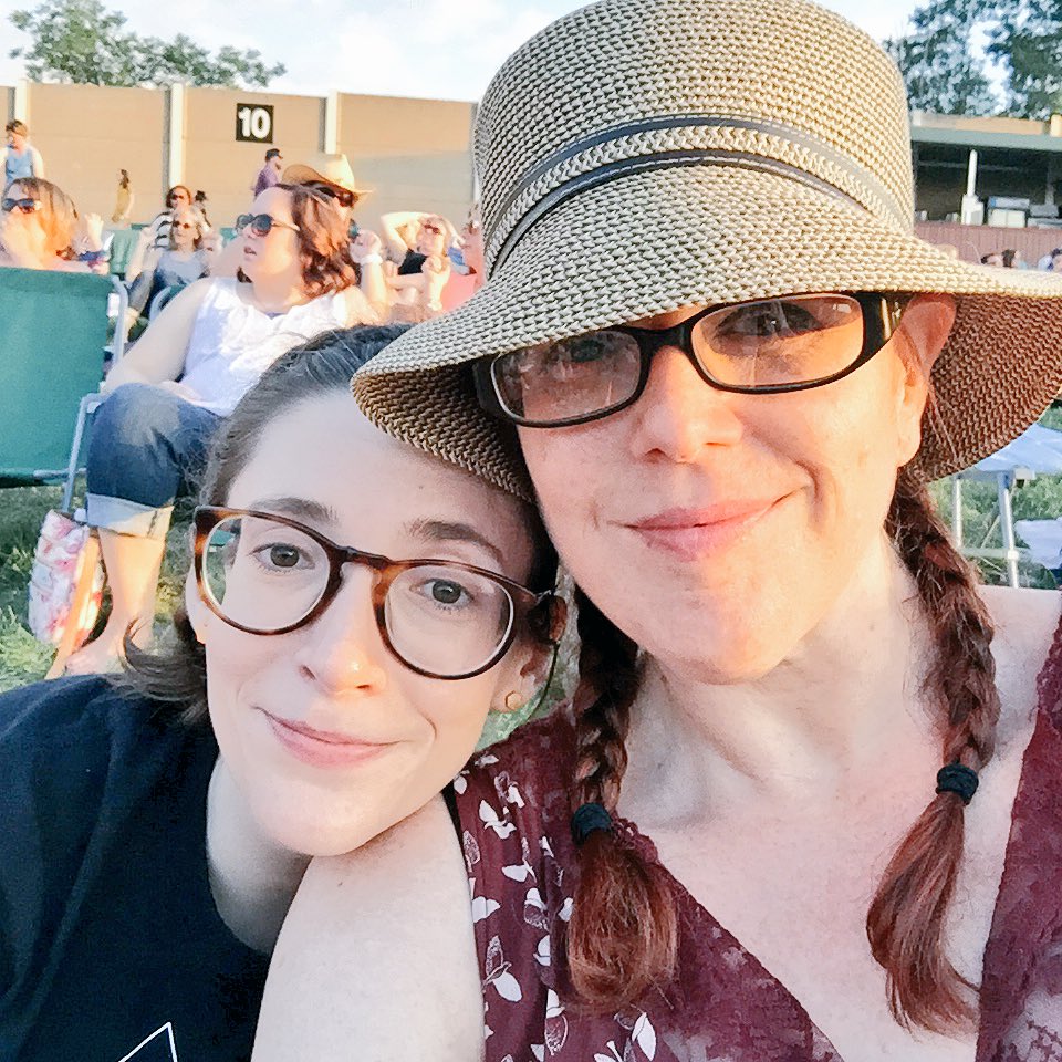 closer2fine's tweet photo. We have a million pictures like this, but I love every single one. @wowveryjillian #GoodbyeBud https://t.co/zxU4jrnxv7