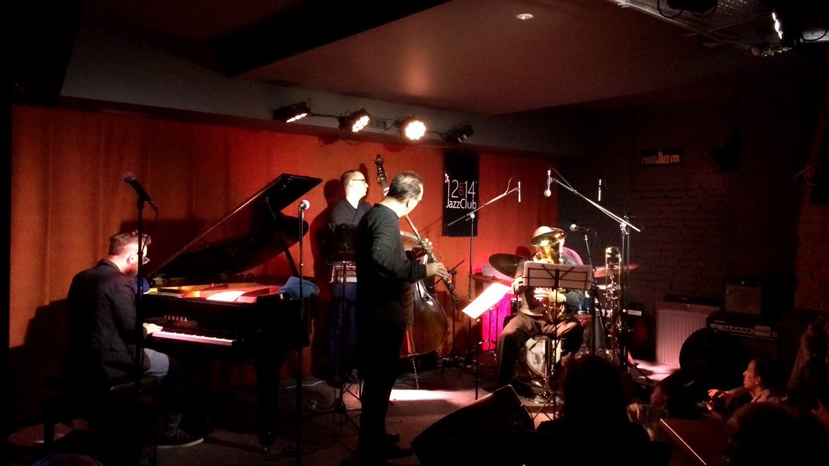 HKozuchowska's tweet image. 12on14 jazz club in #Warsaw. Great atmosphere, music... #PawelKaczmarczyk #KrzysztofPopek #GrzegorzNagorski
