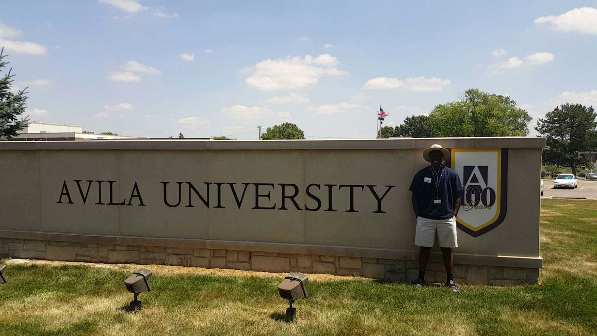 Eguzo98's tweet photo. Making Dreams Into Reality. 💪
#AUNATION https://t.co/gOV00yVARn