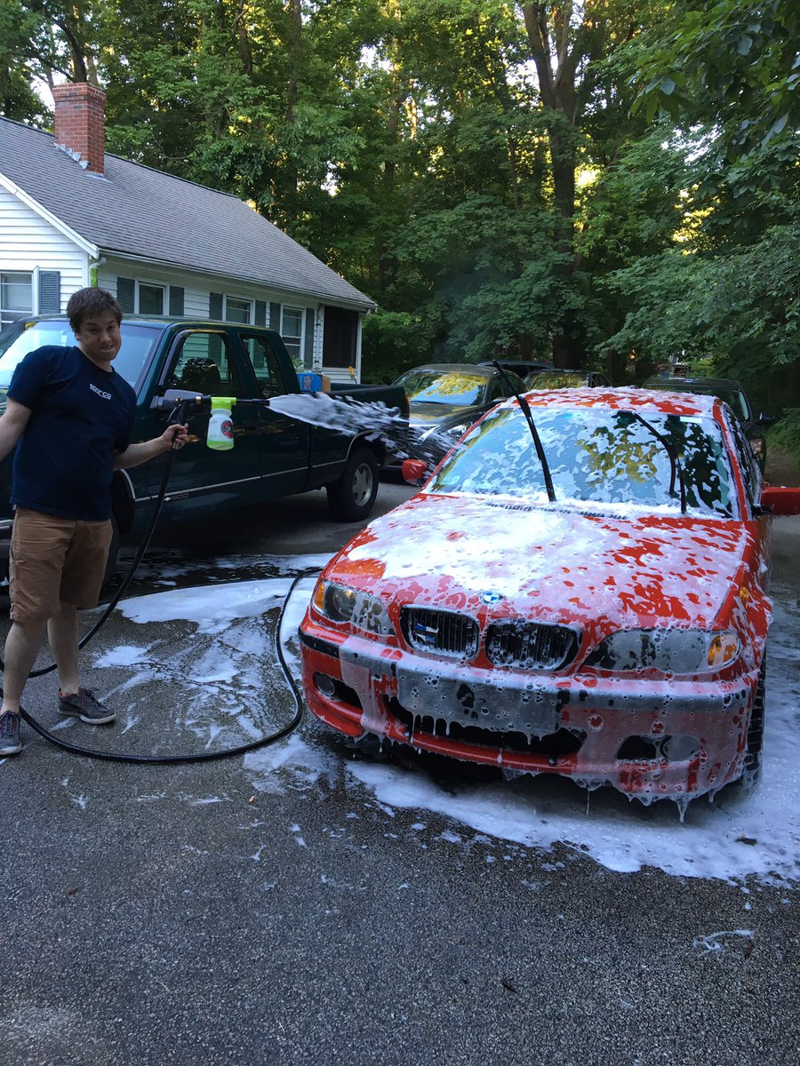 bmulkern325i's tweet photo. @chemicalguys #washface https://t.co/1UYUwik81p