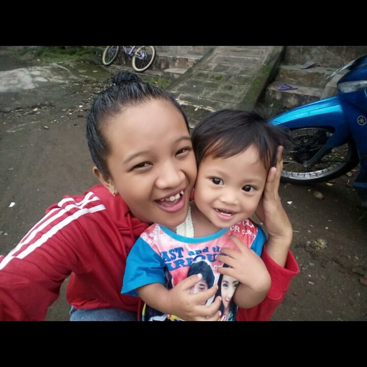 neling_mb's tweet photo. Hanya bersamamu aku bahagia sayang 💑💏 https://t.co/2GZZNxWUvc