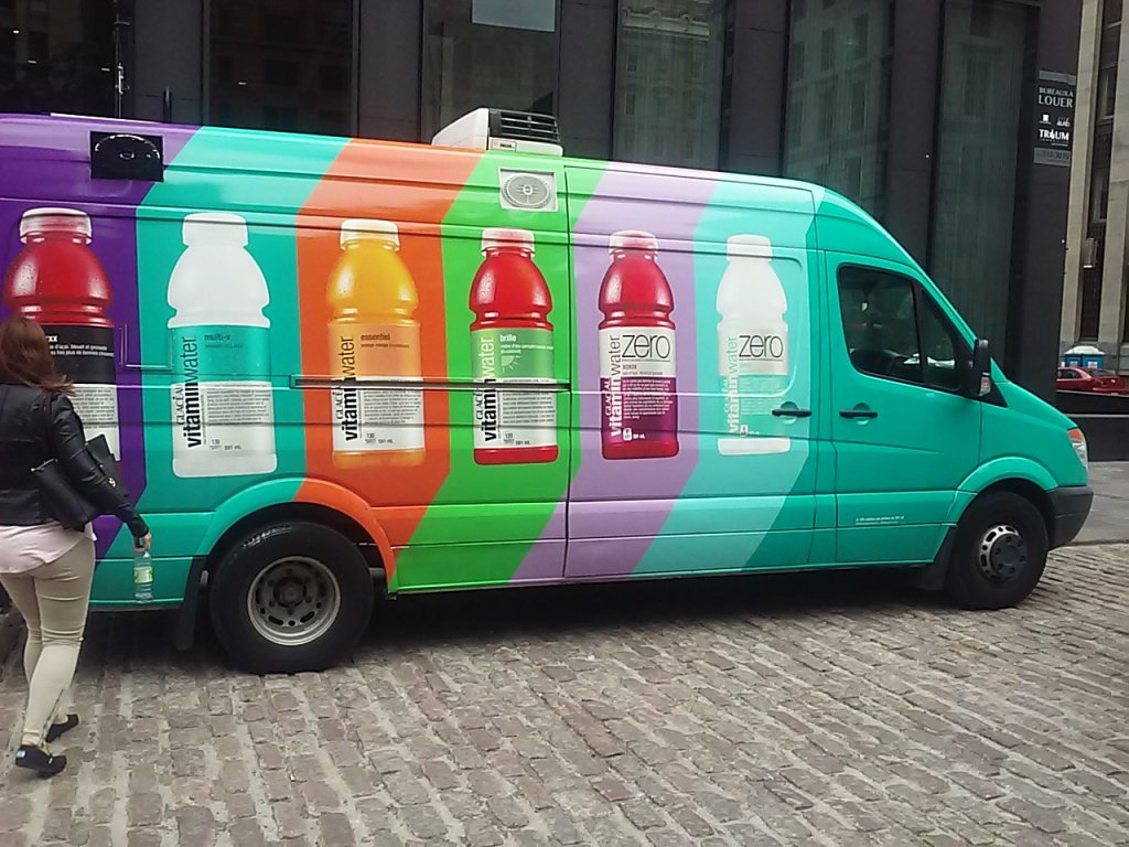 StudioGraphicsM's tweet photo. Another Refreshing speinter wrap!! #graphicdesign #3mpreferred #branding #montreal #quebec #canada https://t.co/h6VorglPcw