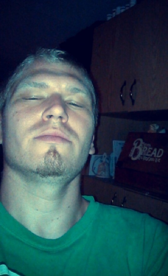 Keith86A's tweet photo. I'm ripped #ripped #weed #high #marijuana #cannabis https://t.co/OB2q6qRovZ