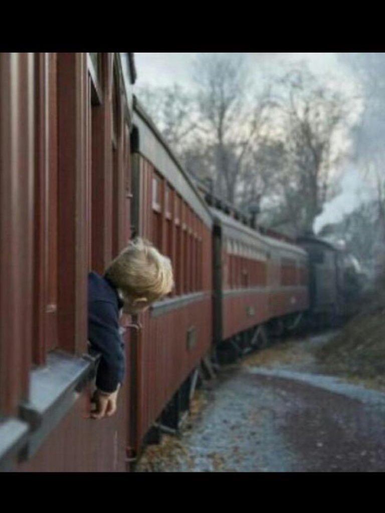 لا تترَك شخصاً يُحب الحَديث معك 
فأنت لاتعلم من أنت عنده قد تكون الوَحيد 
الذي تبقُى له أو كل شيَء بالنسبه له..!