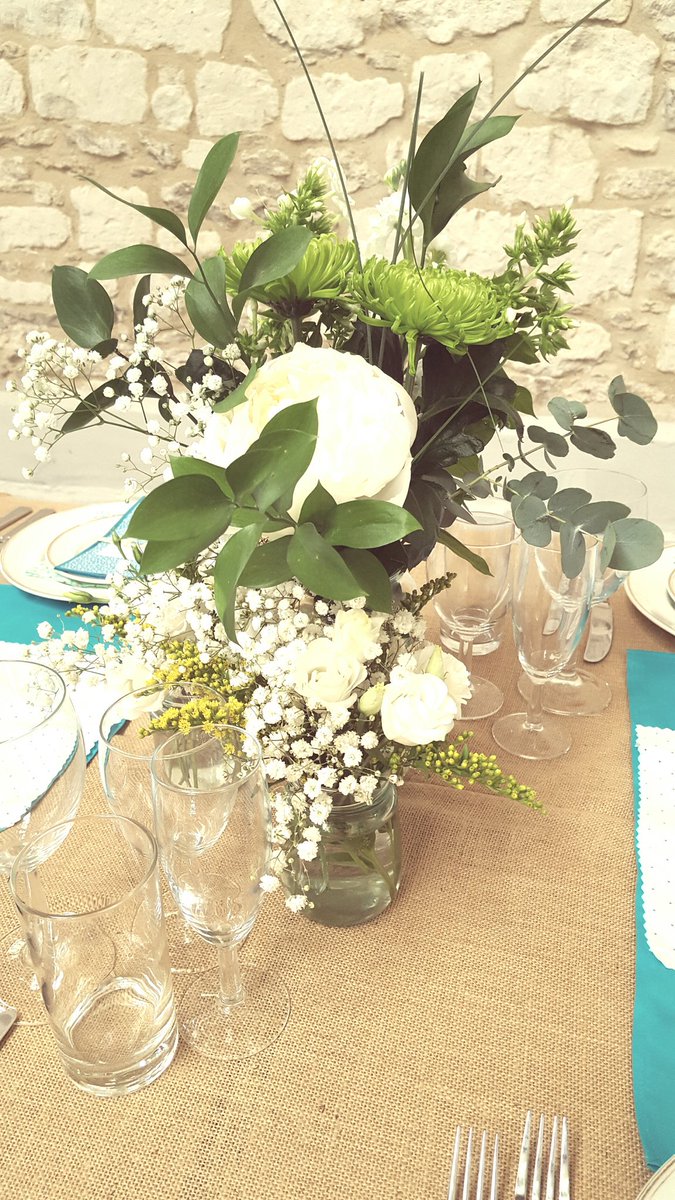 blandfordevent's tweet photo. Yesterday we coordinated a wedding at the stunning @GorwellBarn congratulations to the new Mr and Mrs Broom #Dorset https://t.co/oynfYZtQX3