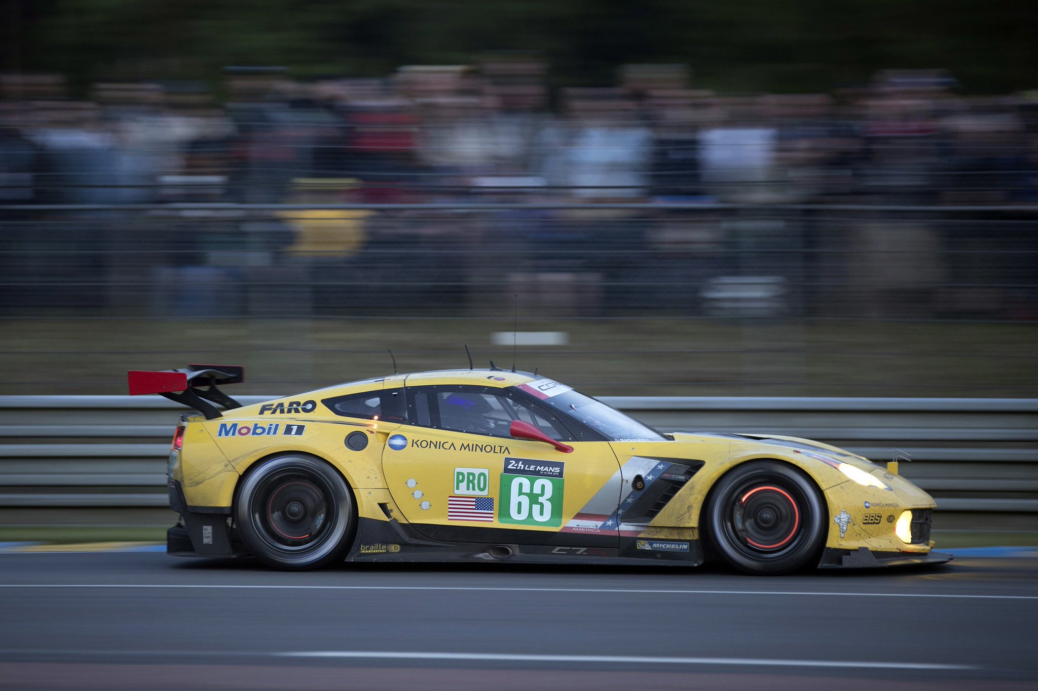 24 horas de Le Mans 2016 - Página 5 ClS7zyWUYAE1_h-