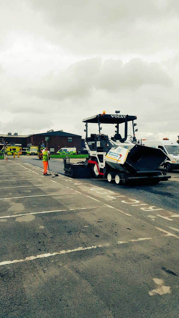 orourke805's tweet photo. Working at Redhill hopsital for hobart paving https://t.co/1GN5H3WHnx