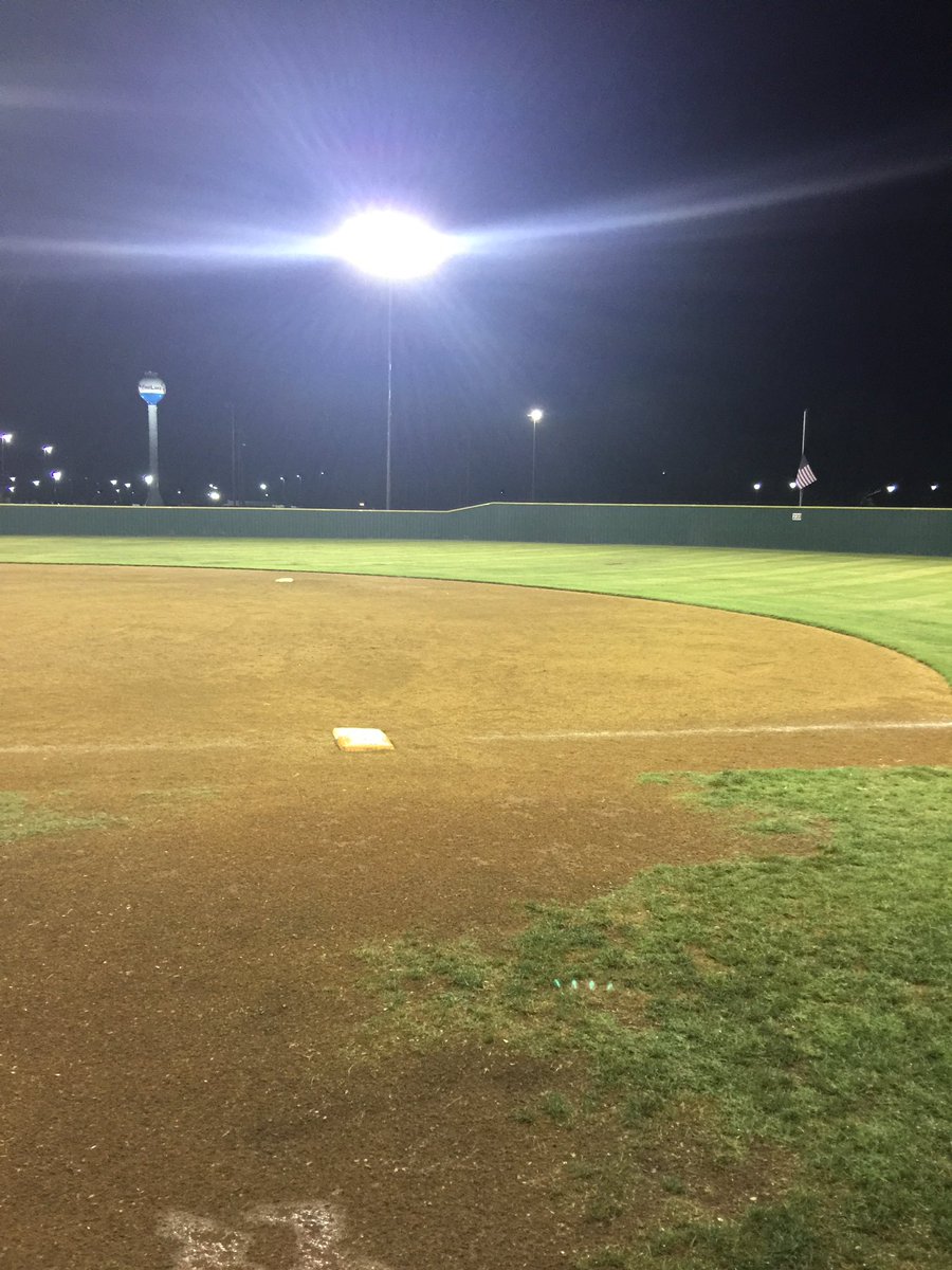 GaryGuthrie9's tweet photo. Rain delay in Shawnee #okforce https://t.co/OBlf2KAWQ0