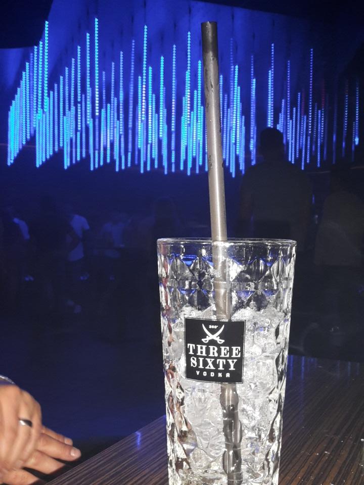 LauraTillar's tweet photo. Ladys nighr into the maxim lets get to partyyy https://t.co/sj71fU4ABC