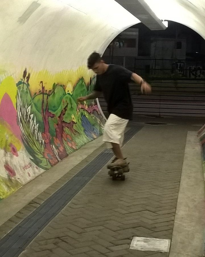 ethuglife09's tweet photo. Não importa qual seja o dia
Vamos viver Vadiar
O que importa é nossa alegria!! #Thug09 #ParquedeMadureira https://t.co/8uqornS76Z