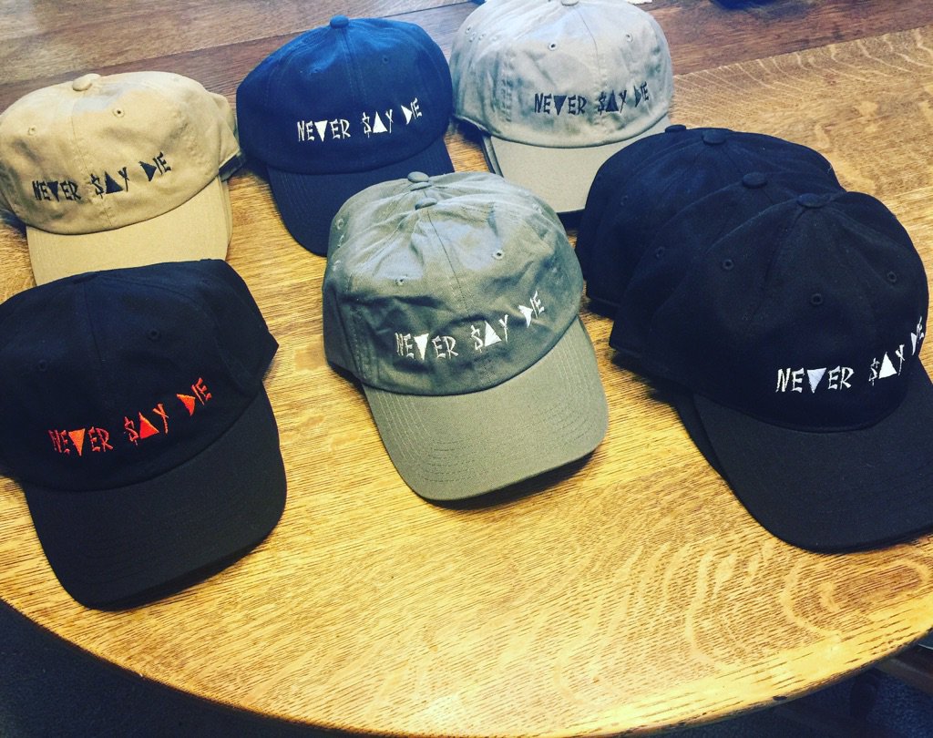 Jay3Cov's tweet photo. We don't die, we Multiply.. NEVER $AY DIE. #MuchMore2Come #NEW #DontBeLate #3FlyShit #FuckWitMeYouKnowIGotIt 🔌😎 https://t.co/V2PwaJlQYH