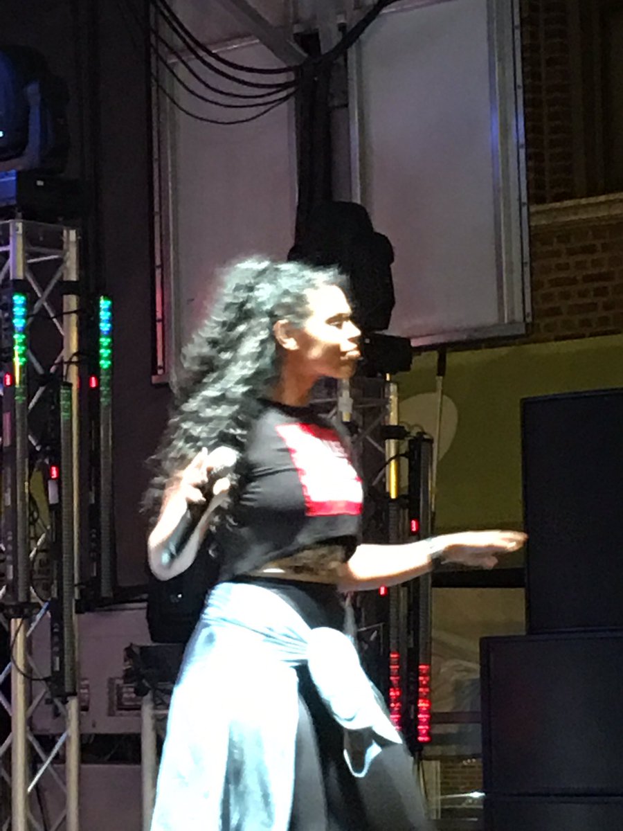 TyAustinWhite's tweet photo. @jordansparks slayed! #Chicagopride #jordansparks #kanaukukcolorado https://t.co/xlw8ndwcGf