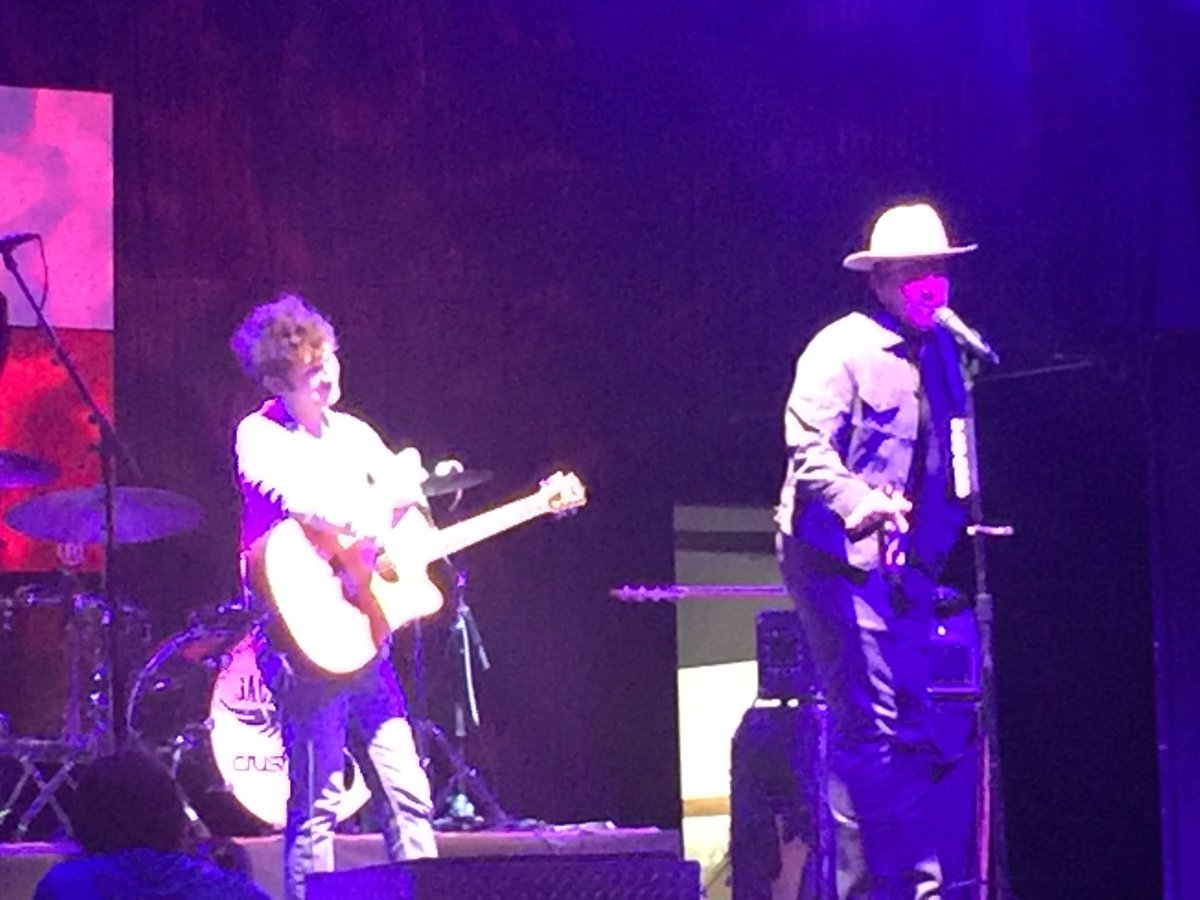 FWGazette's tweet image. Jefferson Clay won the Songwriting Contest and got to open for Jack Ingram tonight #BBT #FortWorth   #JackIngram