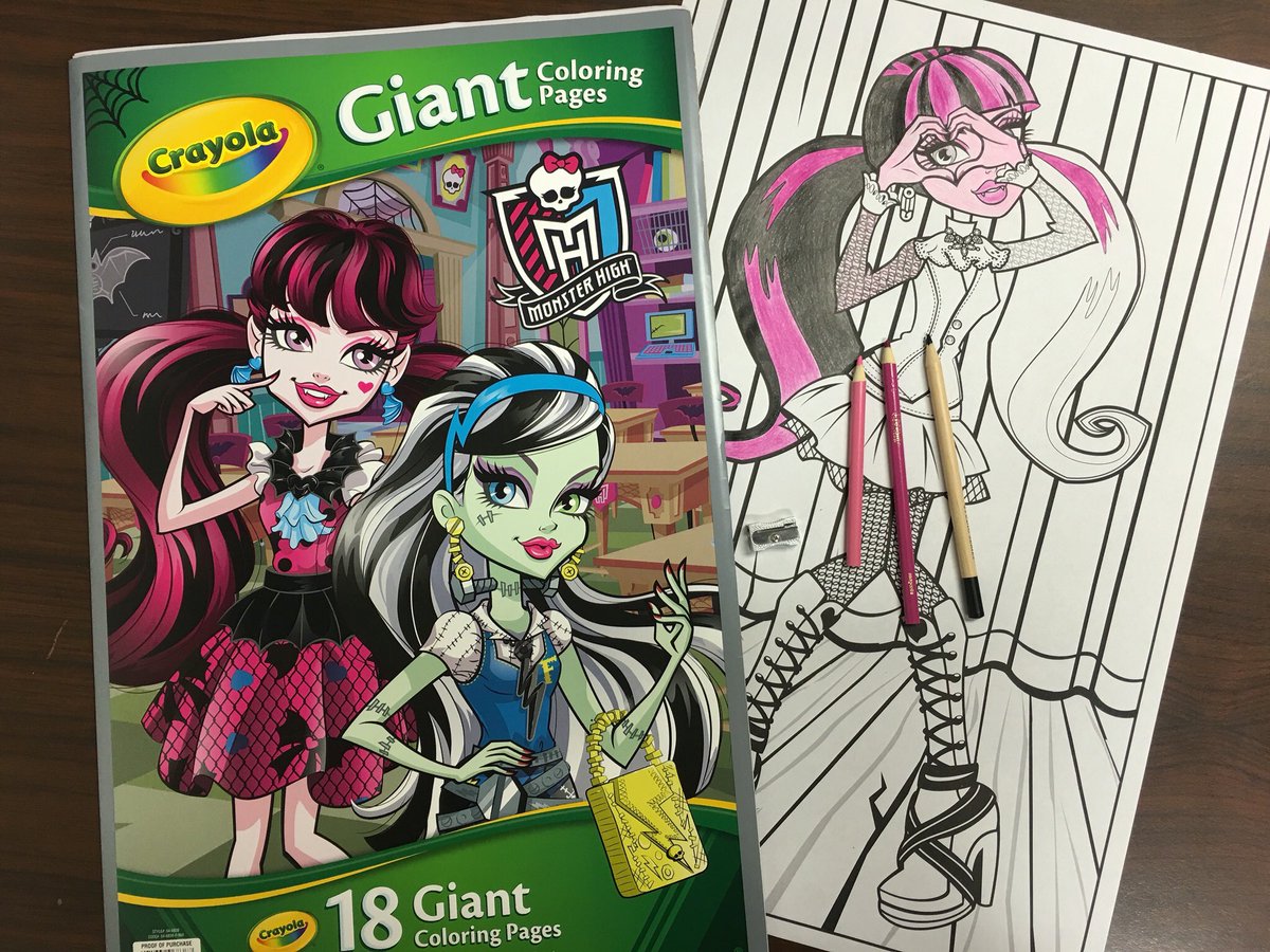 spookylindy's tweet photo. But this makes life better!! 😋🖍💚💀🎀 #MonsterHigh @djlulu6 @MonsterHigh_13 @MonsterHigh @AdultFansOfMH @MonsterHighFC https://t.co/ARCmbdR94q