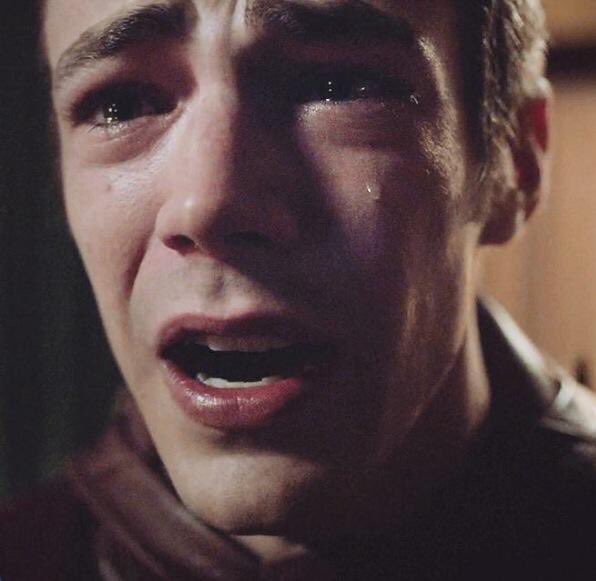 GrantGustinDice's tweet photo. Tú cara cuando el perrito de la película se muere.

- https://t.co/O3kJuhB3aK