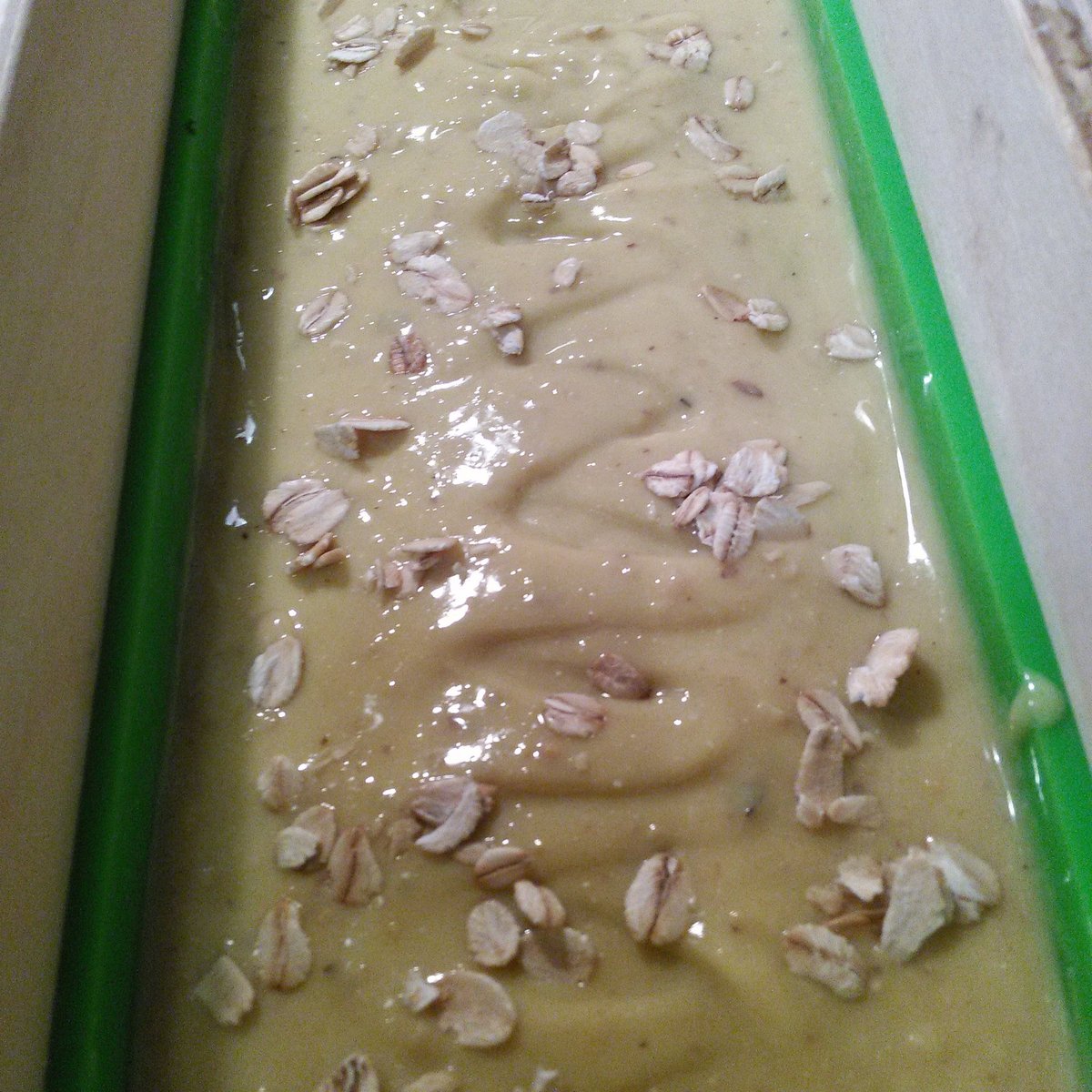 exotic_soaps's tweet photo. #Oatmealalmond #gingeressentialoil #honey #gratedoats 👍💟😊👃👃sniff sniff. Smells yunmy https://t.co/GGMfqEDcn8