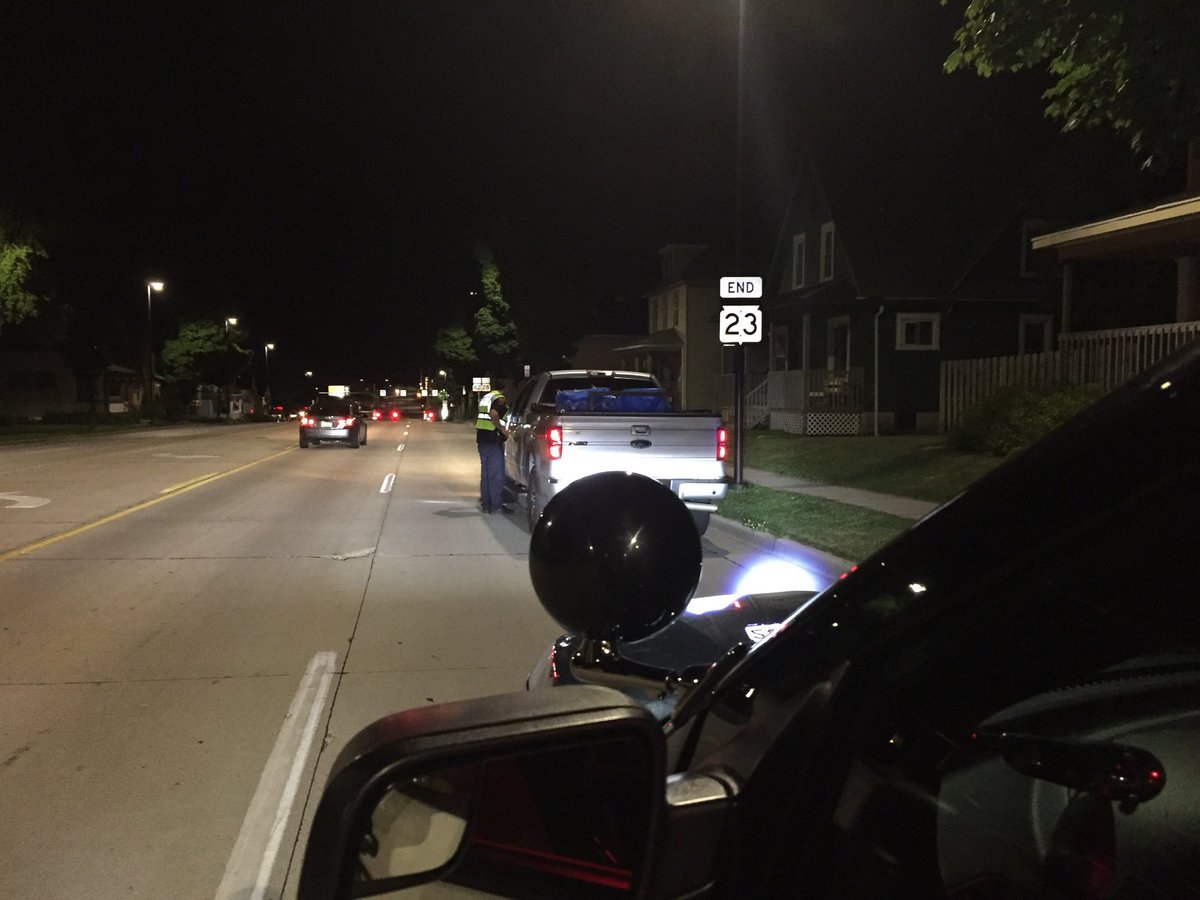 Sheboygan_PD's tweet photo. Traffic stop 1500 Erie. #HVEE https://t.co/JJ8k7oGU0n