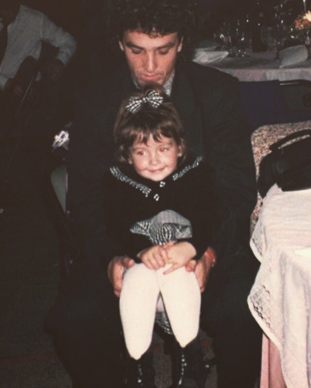 lorecraviotto's tweet photo. Sos y vas a ser siempre el hombre más importante de mi vida. Feliz día al mejor de mi mundo! Feliz día pá! ❤️💜💛💚 https://t.co/JvJpx8vgPu