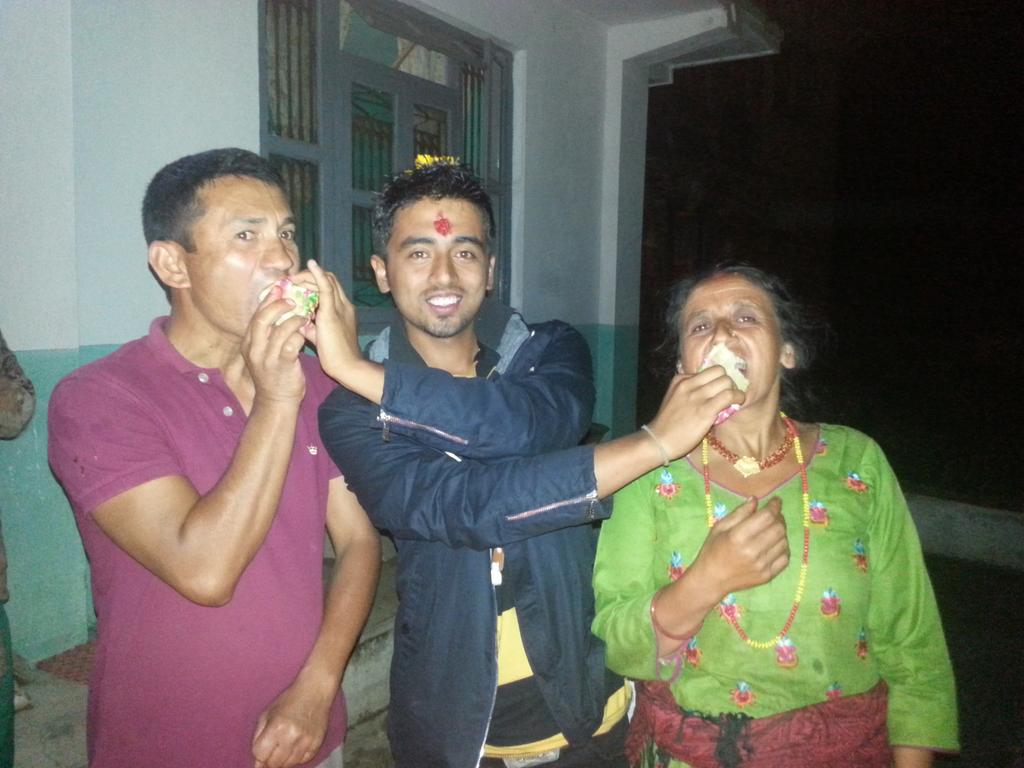hareram3 tweet picture