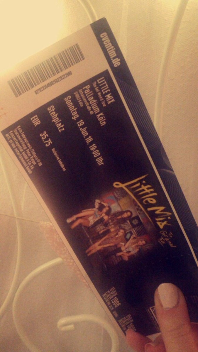 chrxtnazk's tweet photo. today's the day 😍 @LittleMix #GetWeirdTourCologne https://t.co/mImHcFhu1I