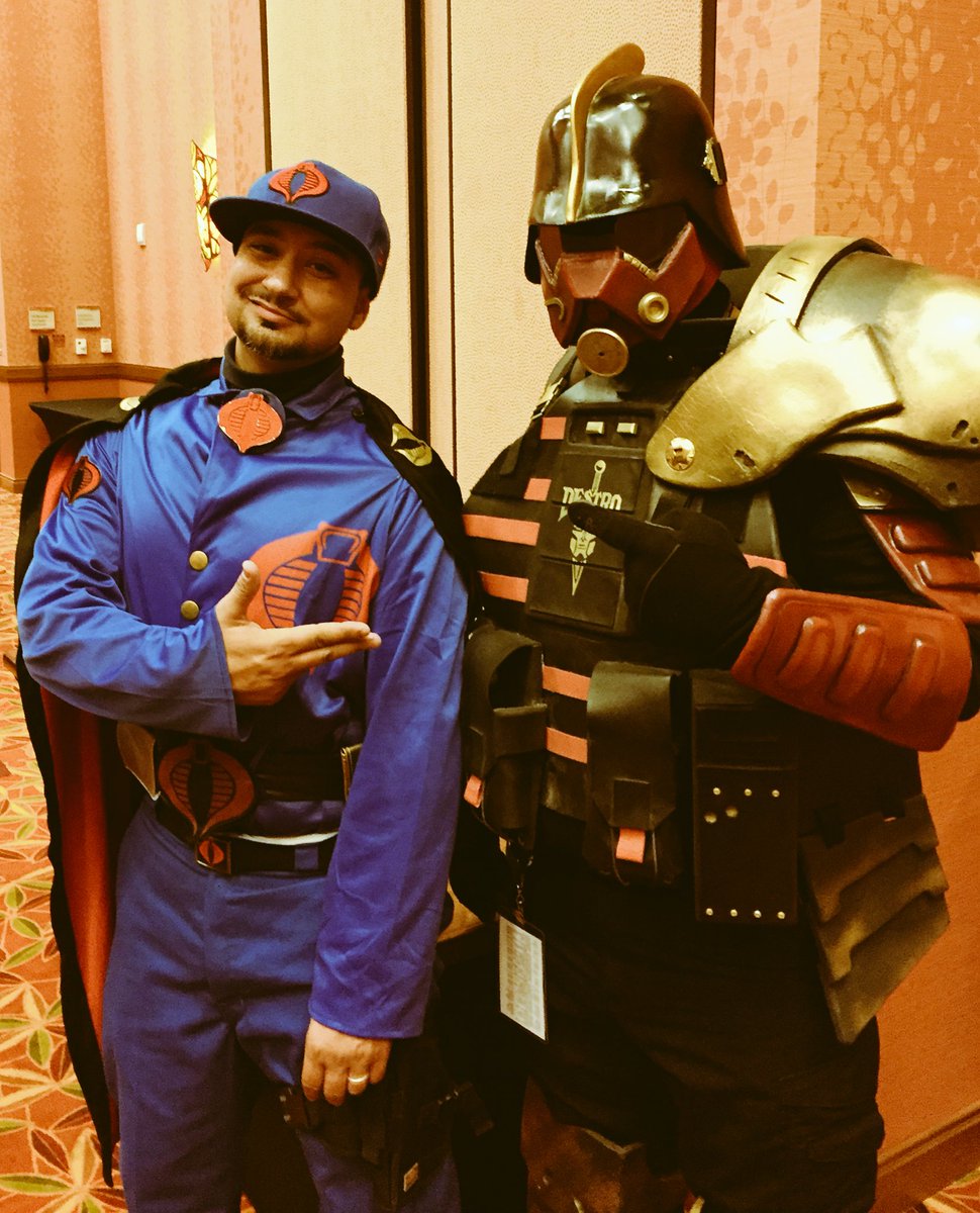 cabmalone's tweet photo. Iron Grenadier at #JoeCon #JoeCon2016 https://t.co/RT0odOaQoN