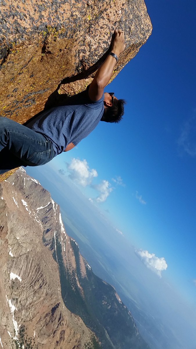 C0D3_R3D's tweet photo. gear no gear no fear #14Kft https://t.co/rVS9ucpN25