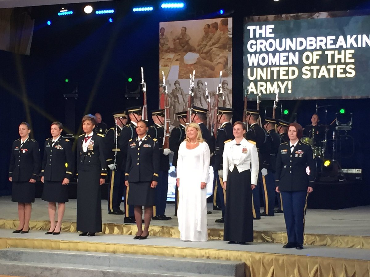 MNjoku_ArmyPAS's tweet photo. Honored to be in the presence of these barrier breaking women at the #ArmyBday Ball #HOOAH https://t.co/k127tGrVak