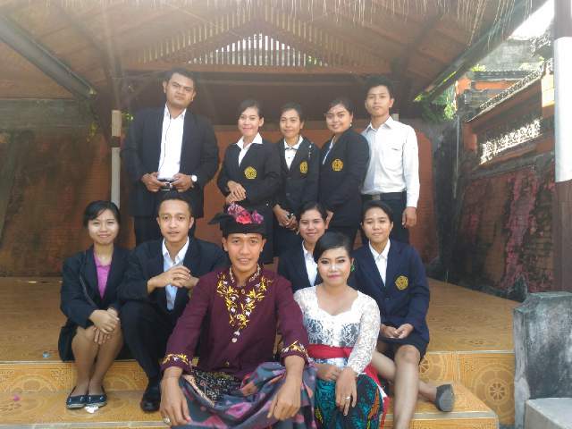 DeviAnjaniA's tweet photo. This picture i take,, when we're in parade event. https://t.co/aWqBZ441xe