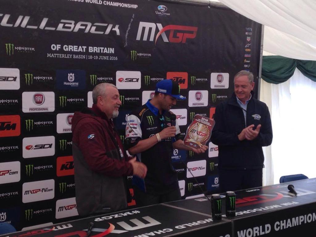 MonsterEnergyUK's tweet photo. '@MXGP is where my roots are, it's played a huge part in my career' Giuseppe Luongo thanks @CRtwotwo here at #MXGPUK https://t.co/90P1BWt7zQ