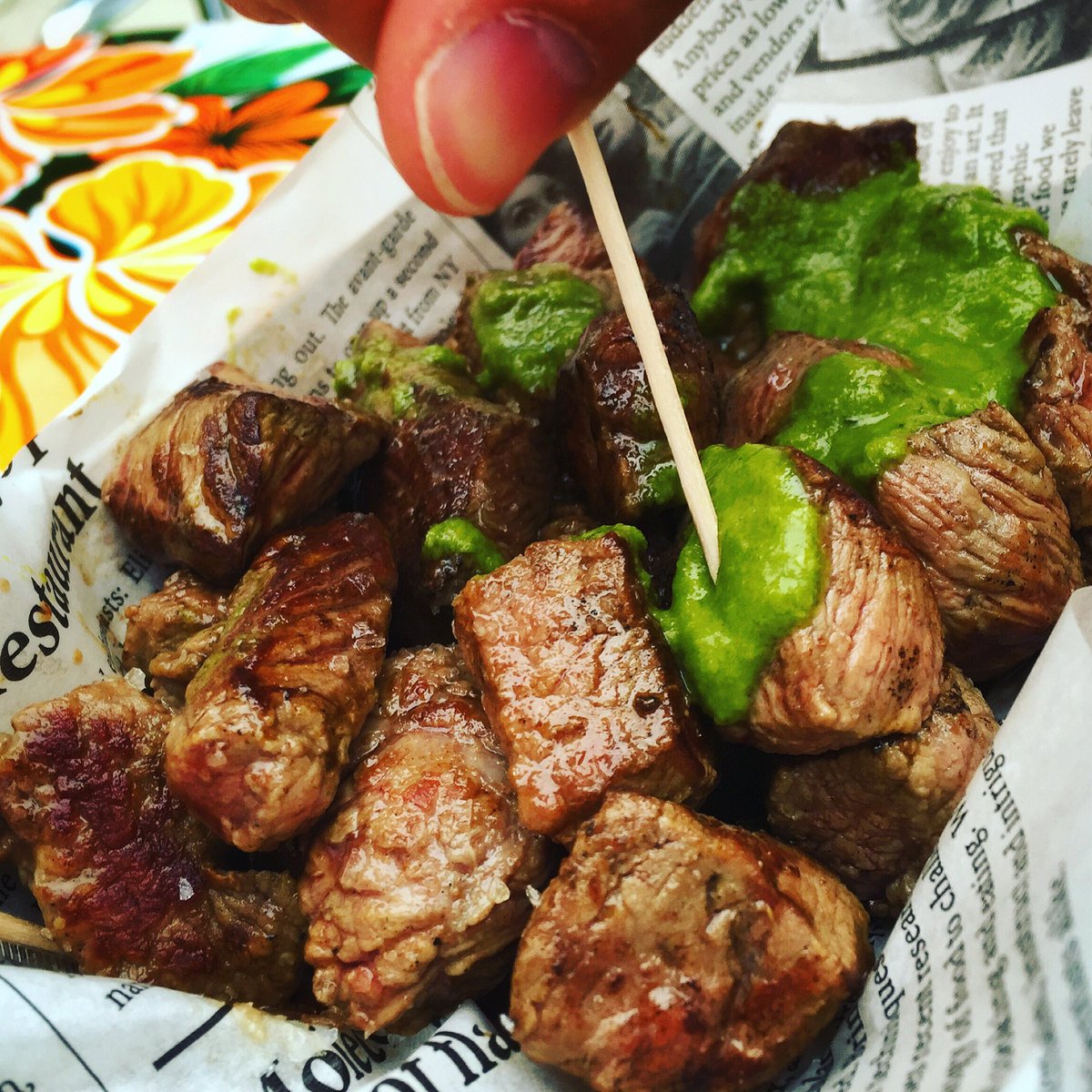 Ojo a esta parrilla venezolana de <a href="/grillontruck/">Grill on Truck</a> y su Angus con salsa #guasacaca Mortal! #soygrossery en <a href="/catatruck/">Catatruck Festival</a>