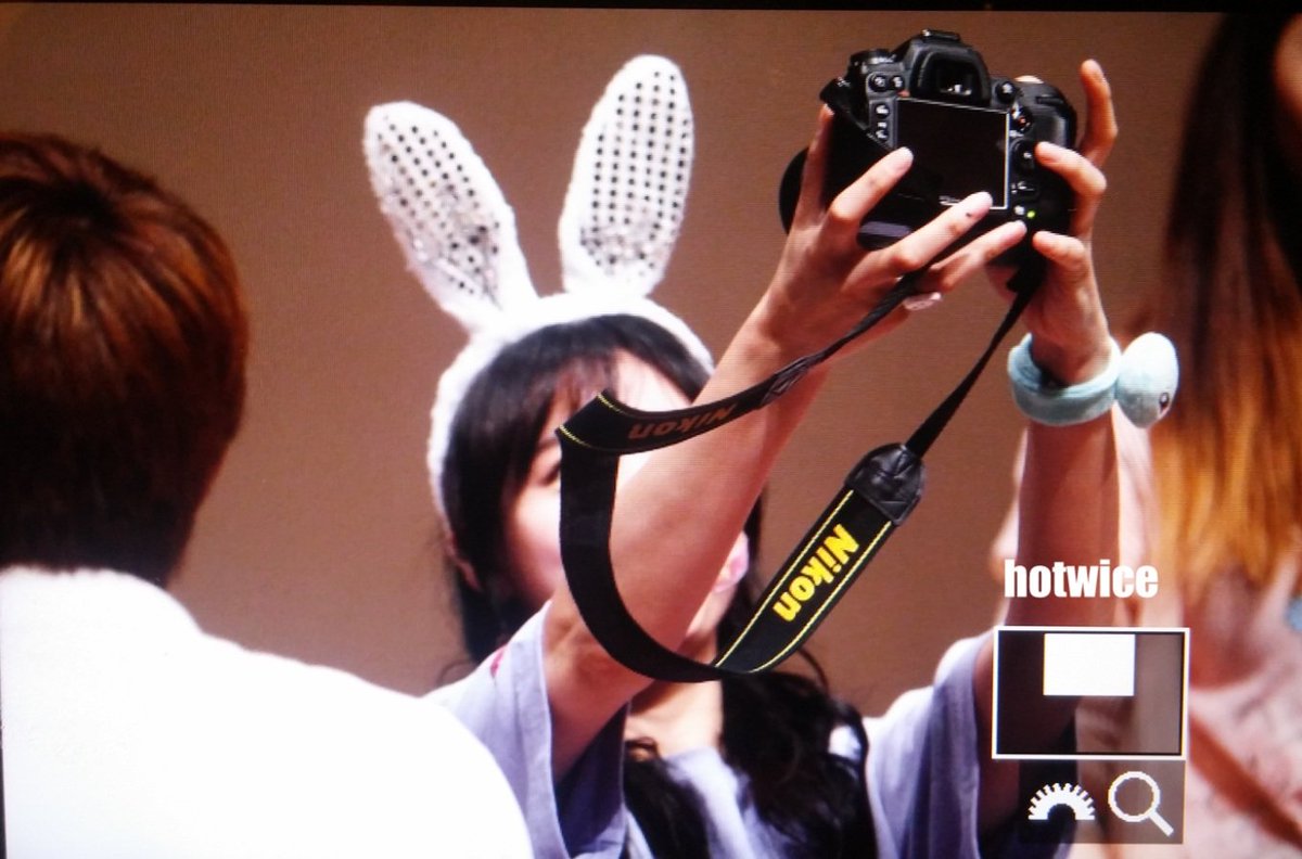 [트와이스] 팬들 카메라로 사진찍기놀이하는 트둥이들 | 인스티즈