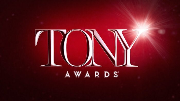 elaine_paige's tweet photo. If U missed @TheTonyAwards on @BBCRadio2 on Friday u can hear it 2day. Join me at 1pm 4 all the news from B'way! https://t.co/CeCqVGdWMU