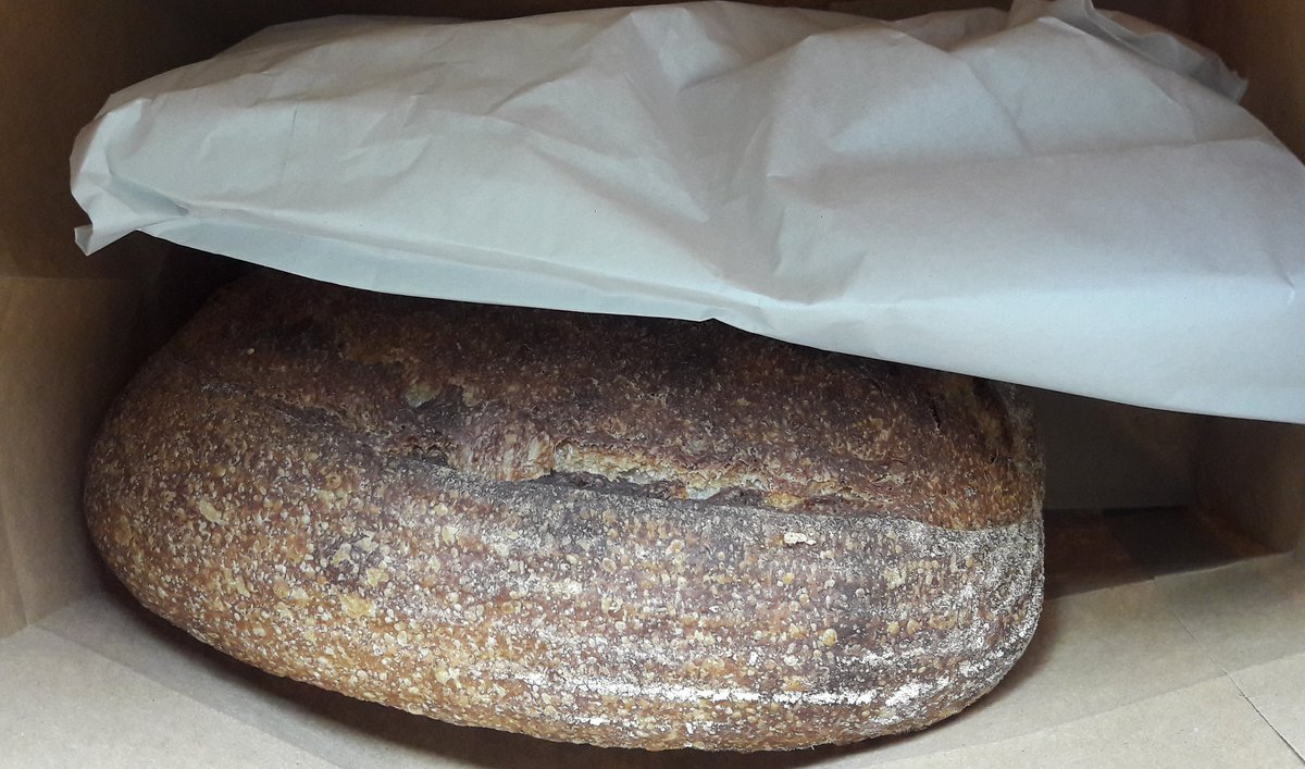 In my goodie bag for later... bread from <a href="/philhemings/">Phil Hemings</a> and cheese from <a href="/Thegreendoordel/">Green Door Deli</a> 😋