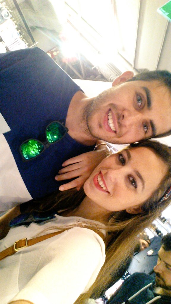 Y tan felizzzz 💑😊