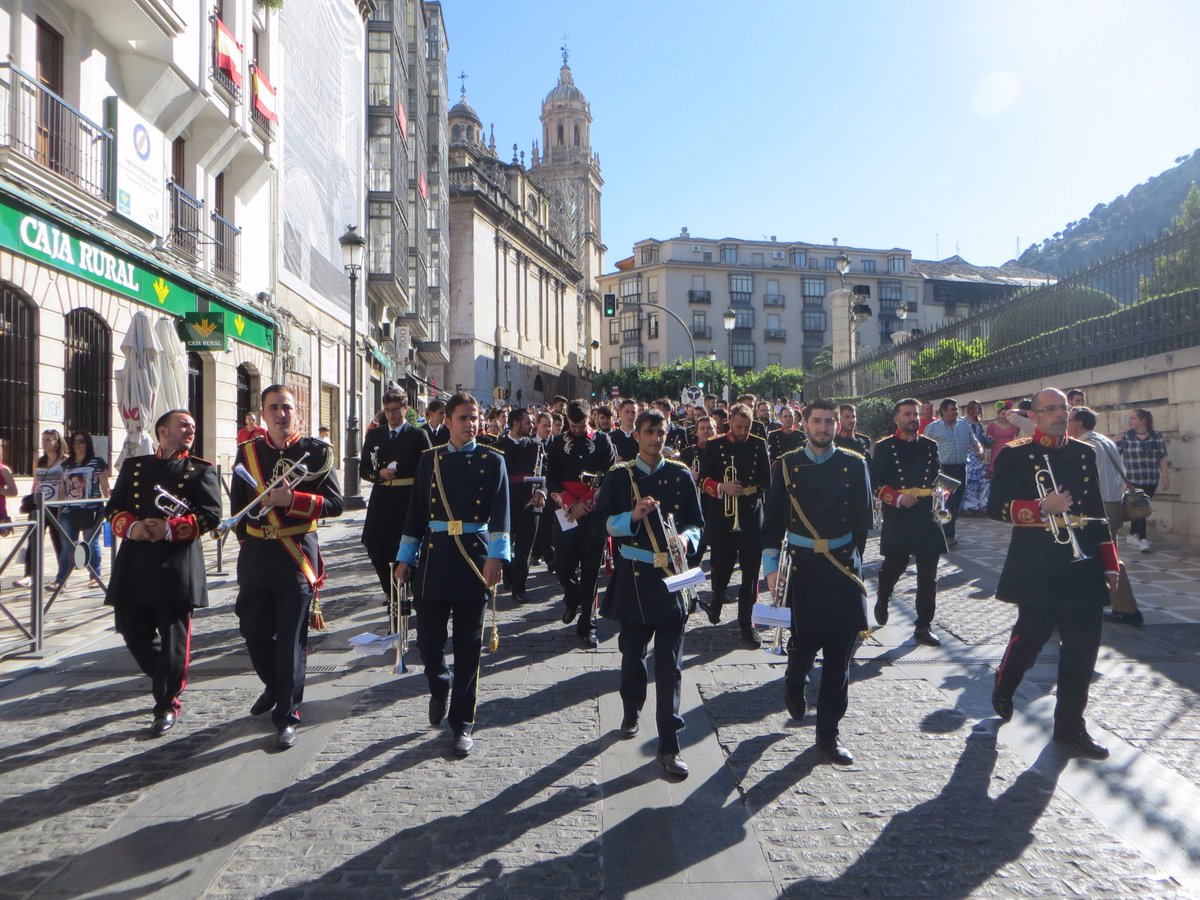 Saludos, imagen de <a href="/JesusDespojado/">A.M. Ntro. Padre Jesús Despojado</a> <a href="/PuertasJd/">Puertas Abiertas JD</a> <a href="/rc_jaen/">CSPeinado Diseño</a> <a href="/SonesAzahar/">Sones Azahar</a> <a href="/MusicosY/">Musicos y Cofrades</a> @cornetasjd <a href="/trompetas_JD/">Trompetas_JD</a> #ojokenosven