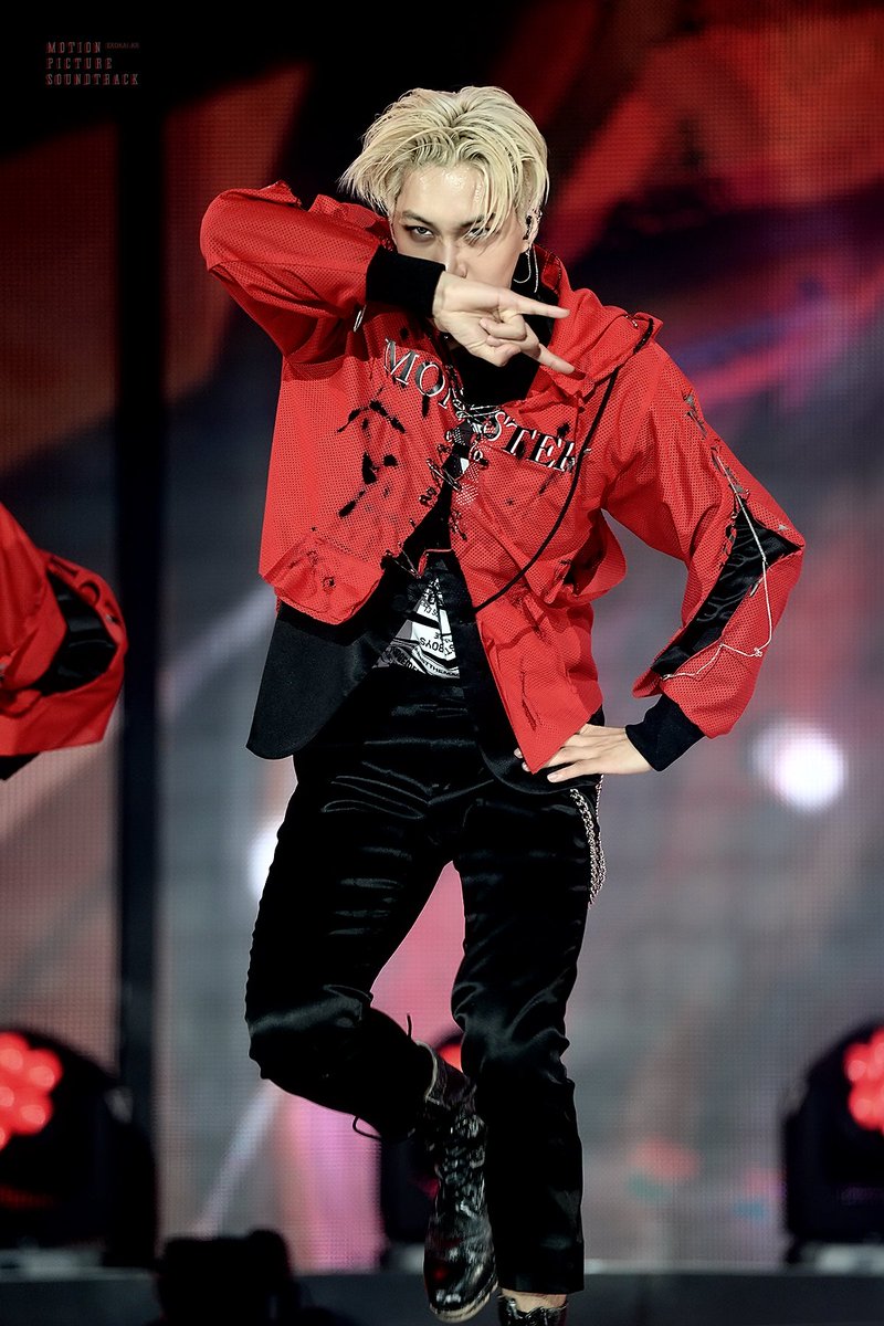 exokai_kr's tweet image. 160618 K-POP SUPER CONCERT MOSTER 40PIC UP! 
bit.ly/24YHmHz exokai.kr #Monster3rdWin