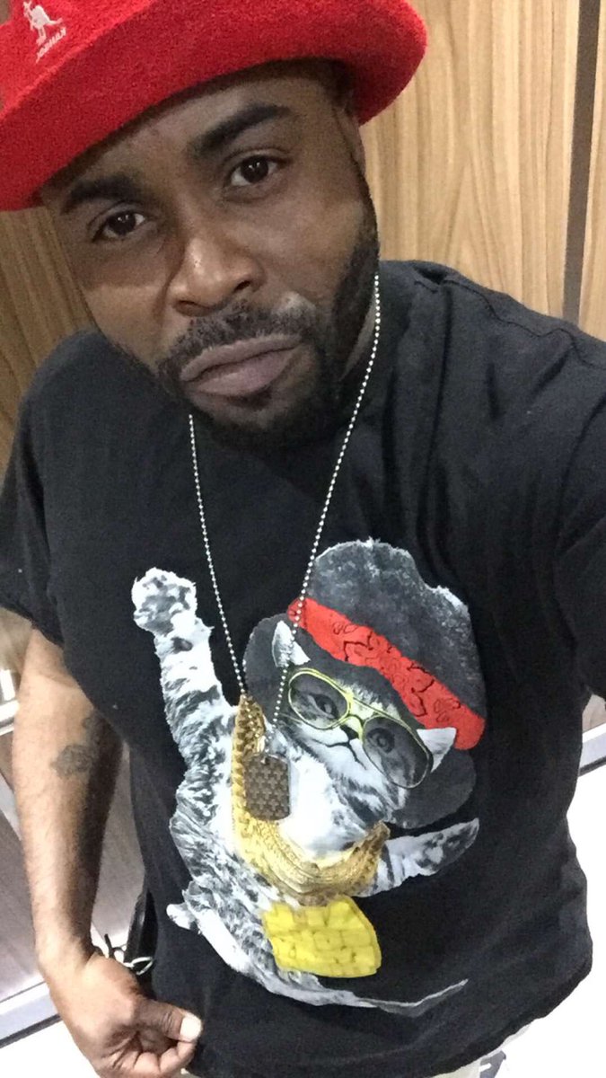 Dre3kluv's tweet image. #hello #to #👉🏾 #🙃#Buildingoverproblems #✌🏾️ #🌬😀