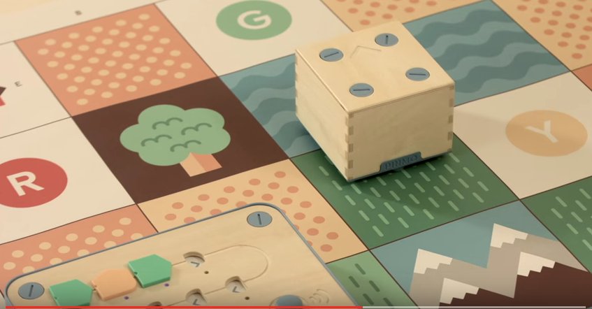 GeekGirlPlus's tweet photo. Assume toy robot for learning kids to code without a screen #cubetto #ggplus https://t.co/O5erNNT3UM https://t.co/pJEoPA3109