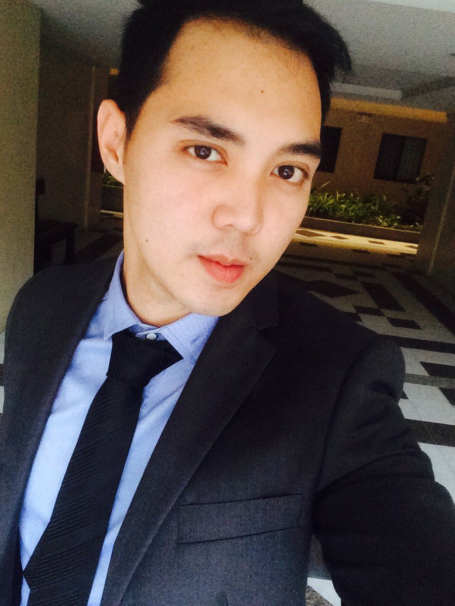 robhmantic's tweet photo. La lang 😂 https://t.co/WGI0ogz8bI