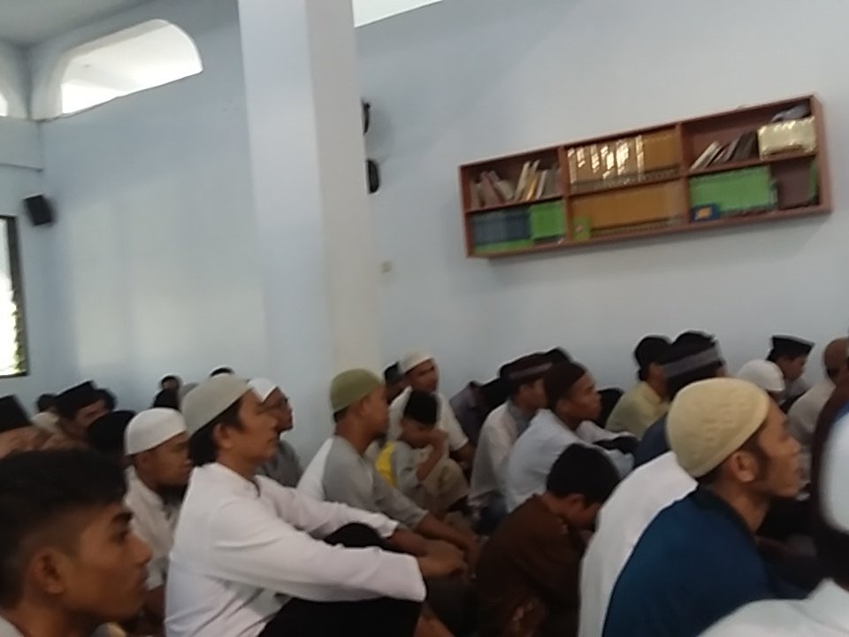 Tabligh Akbar di Masjid Nurul Hikmah-jl. Faisal Banta'bantaeng☆Markaz Imam Malik☆ cc <a href="/cmtujungpandang/">Camat Ujung Pandang</a> <a href="/liputan08/">@liputan8.com</a>