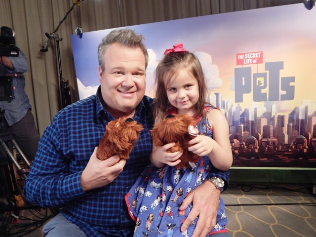 Kidzcoolit's tweet photo. #FathersDay #SeePetsFirst Kidzcoolit The Secret Life of Pets Special NOW LIVE HERE!!!! https://t.co/ssIzp3idOX https://t.co/zuc2lkNaKe