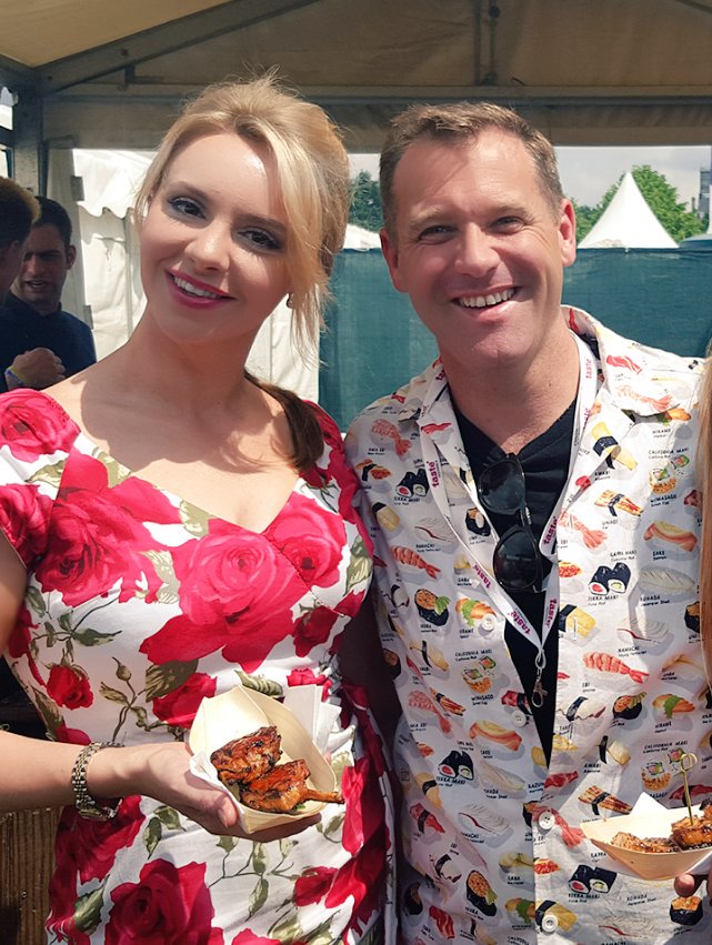 Rocking out with the amazing King of the grill <a href="/Rokachef/">Hamish Brown</a>  #TasteROKA #LovingLove