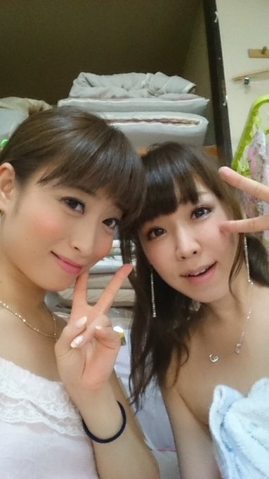 みなさん、ほんとに、2peaceをかわいがってくださり、ぁりがとうござぃましたっ！！オープンショーも、皆さんで、すっごくたのしかったですっ！！(*^▽^)/★*☆♪ https://t.co/p44U<a href="/tag/%E5%80%8B%E4%BA%BA%E6%92%AE%E5%BD%B1%E4%BC%9A"class="tags"><span>#個人撮影会</span></a>