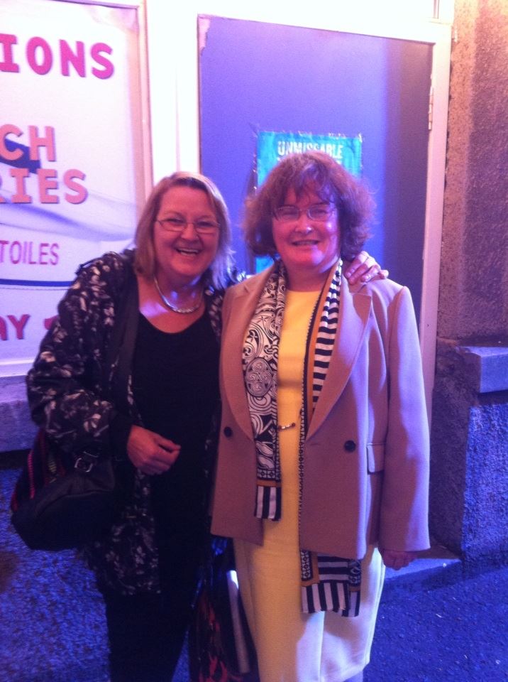murr33's tweet photo. With Susan Boyle at The @BathgateRegal 2015 Edinburgh Fringe...check out whats on at @BathgateRegal https://t.co/nlyUmE4dkY