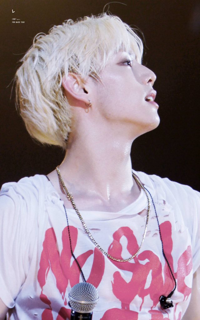 Limit9394's tweet photo. 160618 fly in guangzhou 
#GOT7 #갓세븐 #마크 #MarkTuan #Mark #段宜恩 https://t.co/P7gM6IFVY8