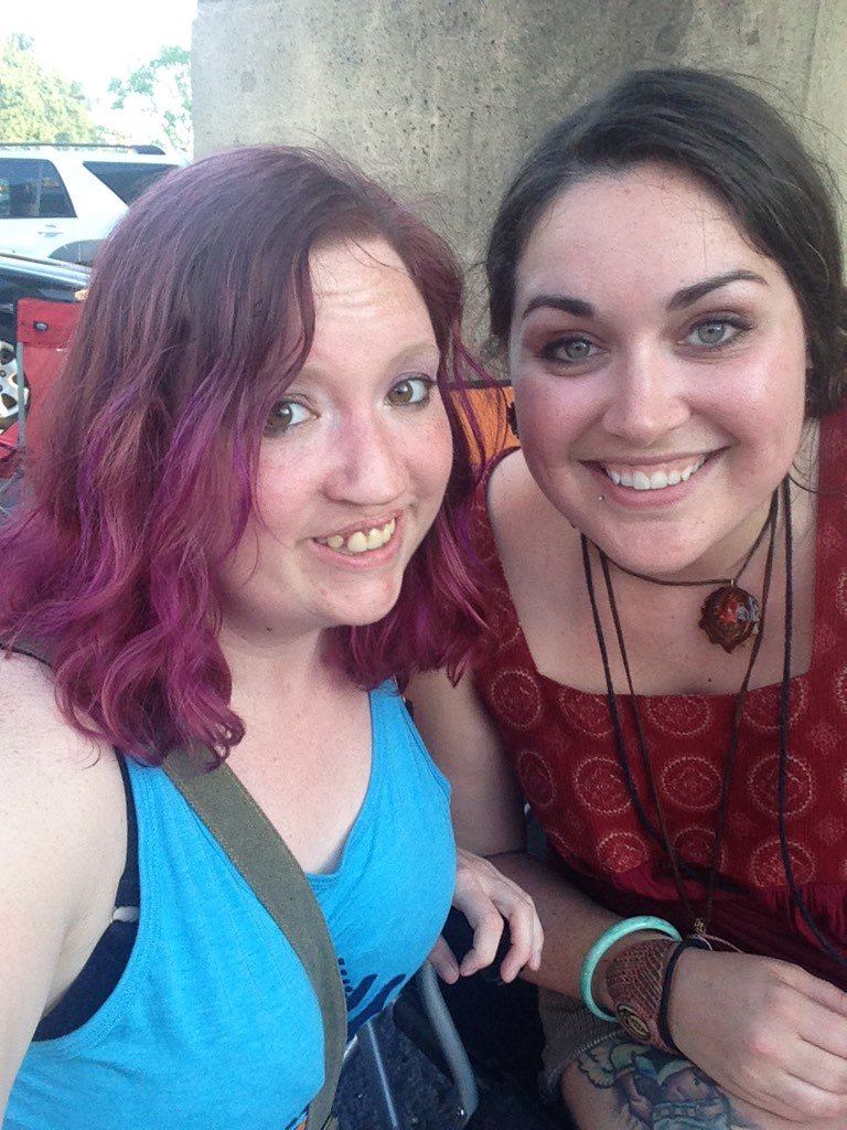 opheliabegonias's tweet photo. Panic Fam #wspf #wsmfp #widespreadpanic #tour #goodepeople #Mudisland #memphismusic #memphis #concert #musicjunkie https://t.co/zOwVWaYtmV
