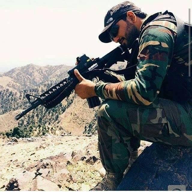 Sabiqoon_alAwal's tweet photo. Real Heroes of Our Country....#SSG_Commando https://t.co/dg7yOaXU6J