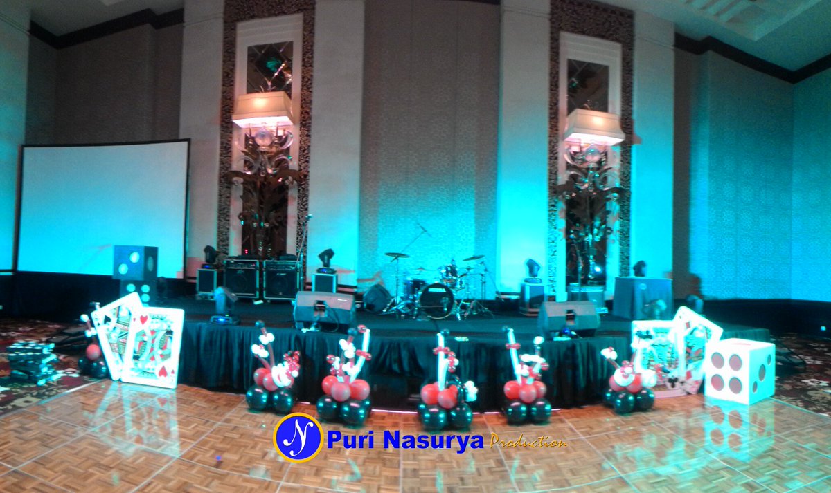 PuriNasurya's tweet photo. Acara Malam Ini: "Prom Night" dari SMPN 1 Denpasar di @transresortbali https://t.co/Ez2YFqy0ac