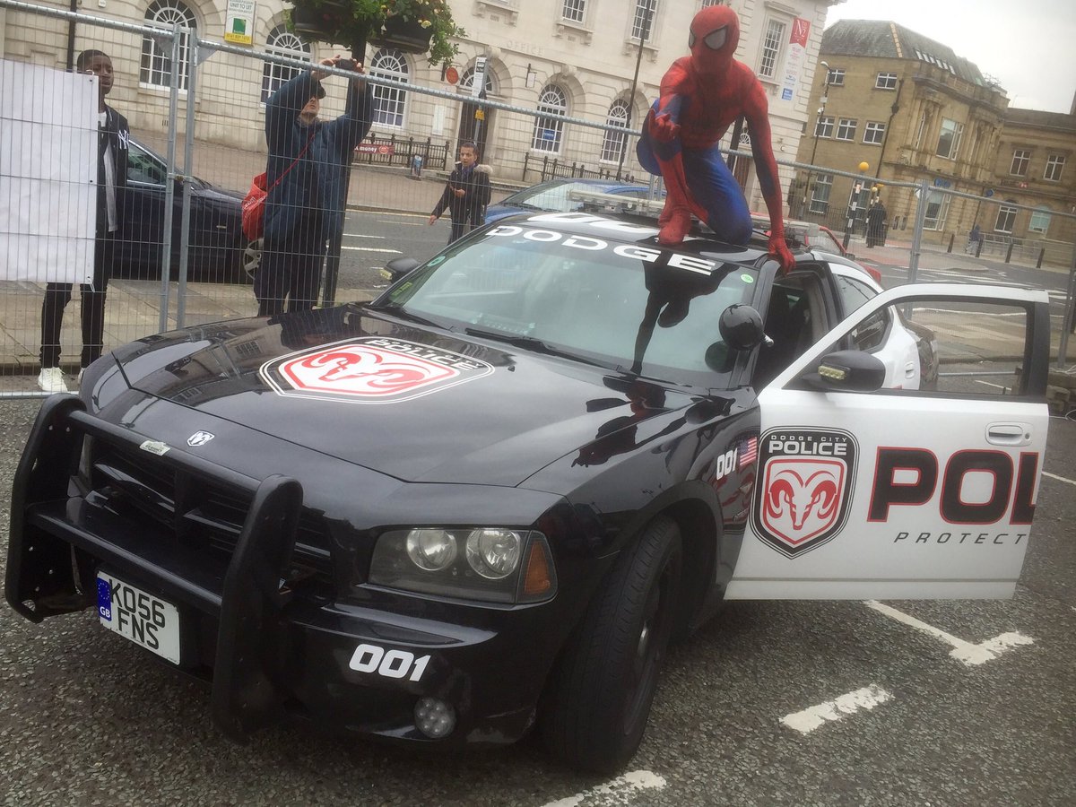 sambofett's tweet photo. @rentapolicecar @DaleCon_UK #Rochdale #Dalecon4 #superheroes ready for fathers day https://t.co/Vei6HVvpHL