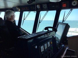 chboursin's tweet photo. #Fetedesperes 💨🌊 Spéciale #dédicace à tous les marins qui sont en mer aujourd'hui 🌊💨 https://t.co/aJL81UWlbZ